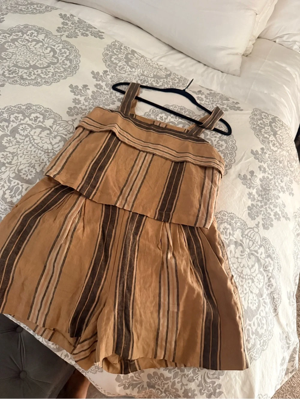 Banana Republic Mia Striped Tan and Brown Sleeveless Linen Short set